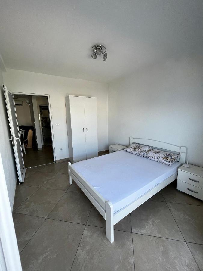 Apartments Apartmani Bojana Utjeha Exteriör bild