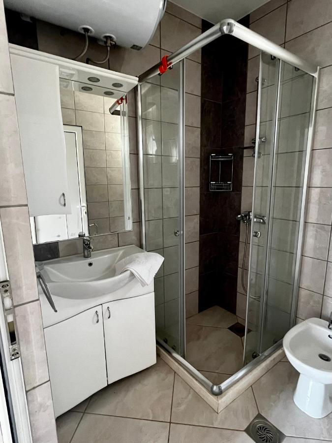 Apartments Apartmani Bojana Utjeha Exteriör bild